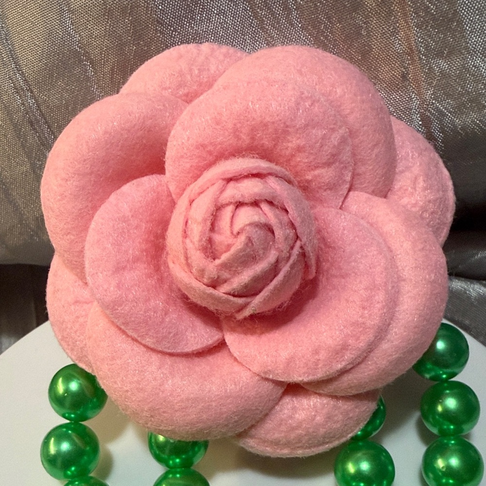 Pink Felt Flower Clip with Green Beads